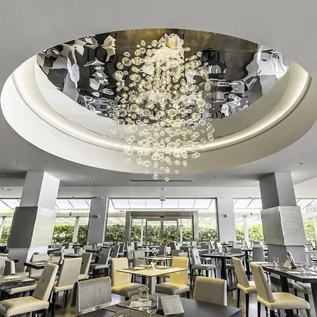 Hotel Hotiday Cefalù