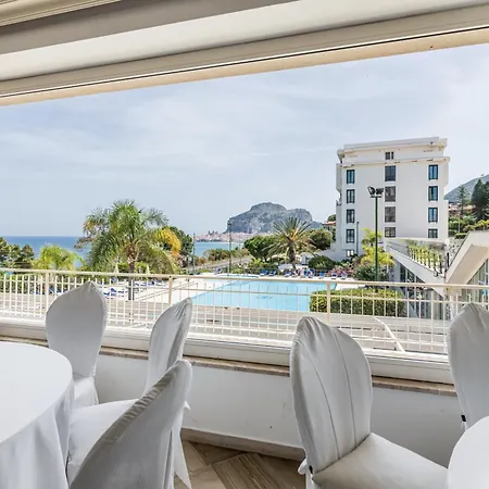 Hotiday Hotel Cefalù