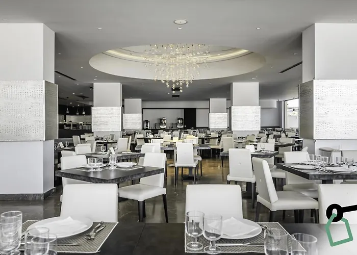 Szálloda Hotiday 3*